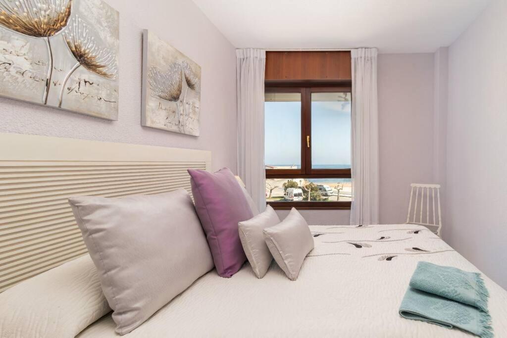 Apto En Primera Linea De Playa Comillas Exterior photo